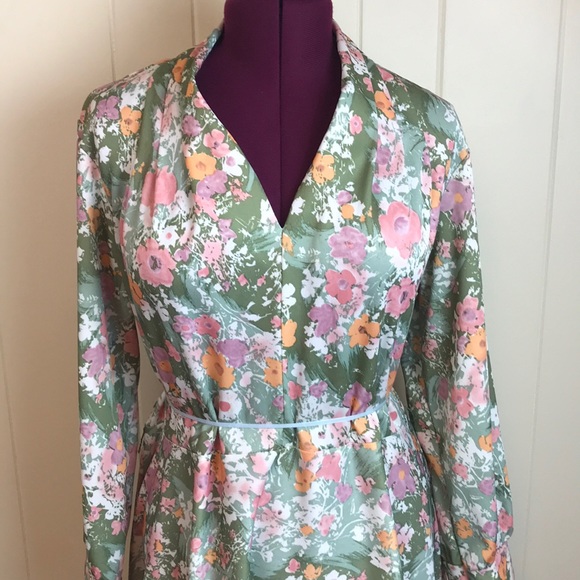 Vintage 70s/80s Sears Multicolor V Neck Day Dress - Picture 4 of 8